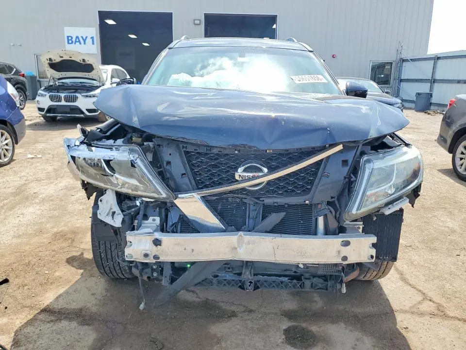 2015 NISSAN PATHFINDER SL  