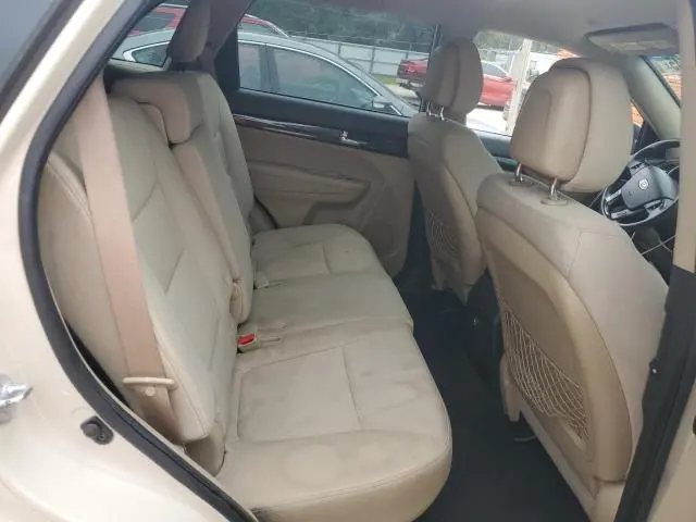 2011 KIA SORENTO BASE  