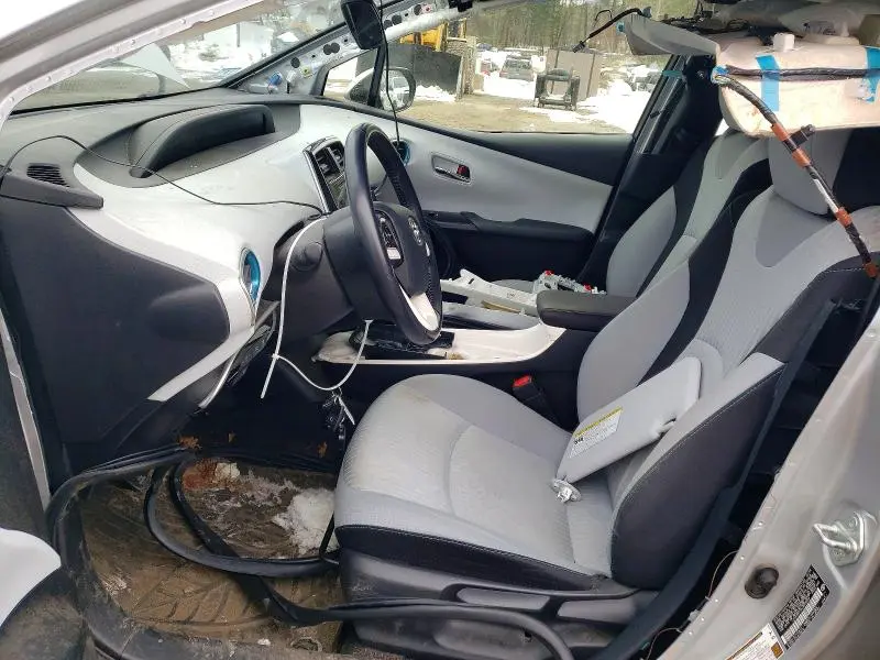 2018 TOYOTA PRIUS THREE  