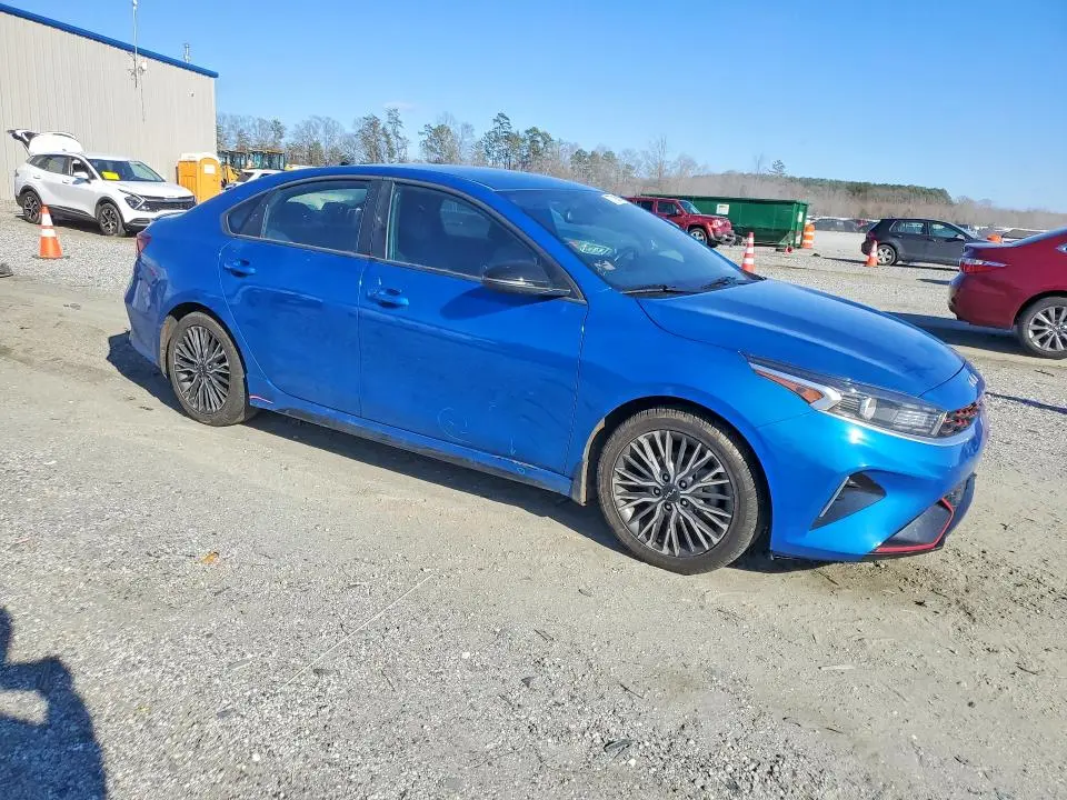 2023 KIA FORTE GT LINE  