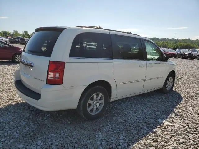 2010 CHRYSLER TOWN & COUNTRY TOURING PLUS  