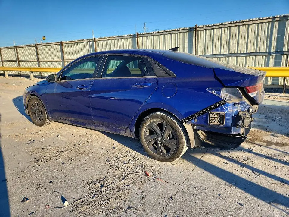 2022 HYUNDAI ELANTRA SEL  