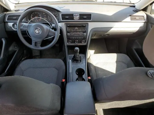 2014 VOLKSWAGEN PASSAT S  