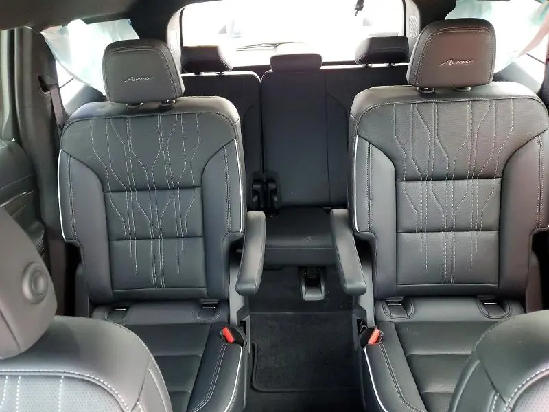 2025 BUICK ENCLAVE AVENIR  