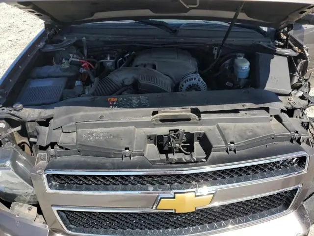 2013 CHEVROLET SUBURBAN