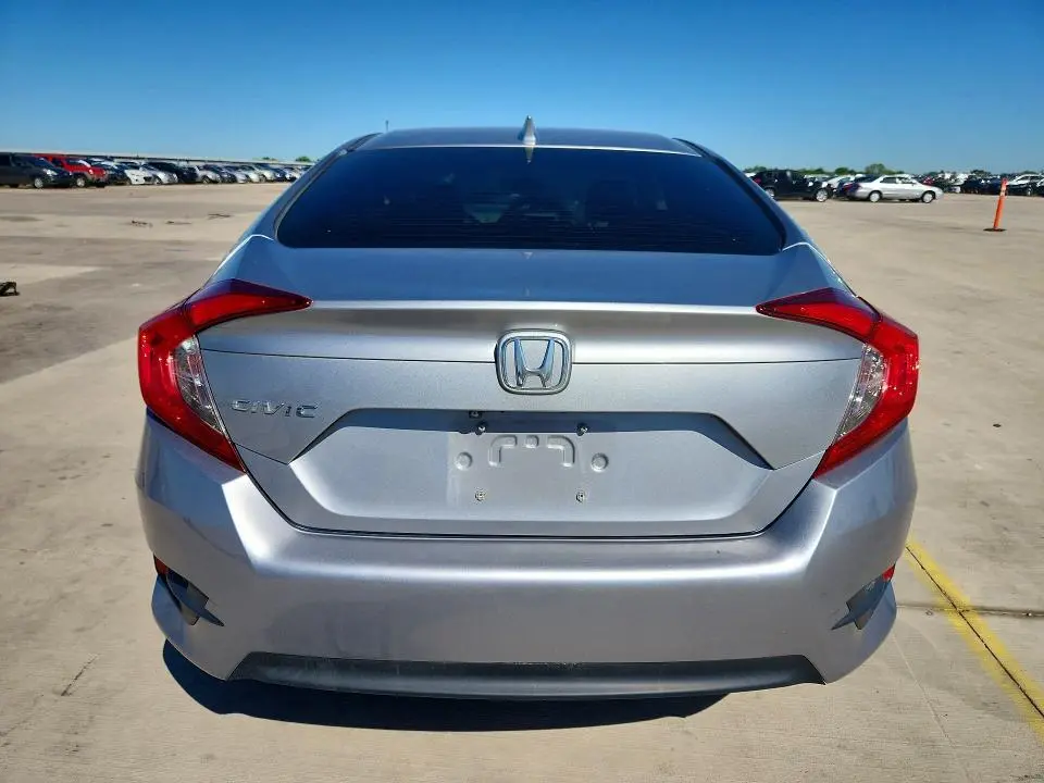 2018 HONDA CIVIC EX  