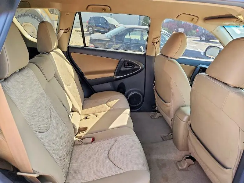 2012 TOYOTA RAV4 BASE  