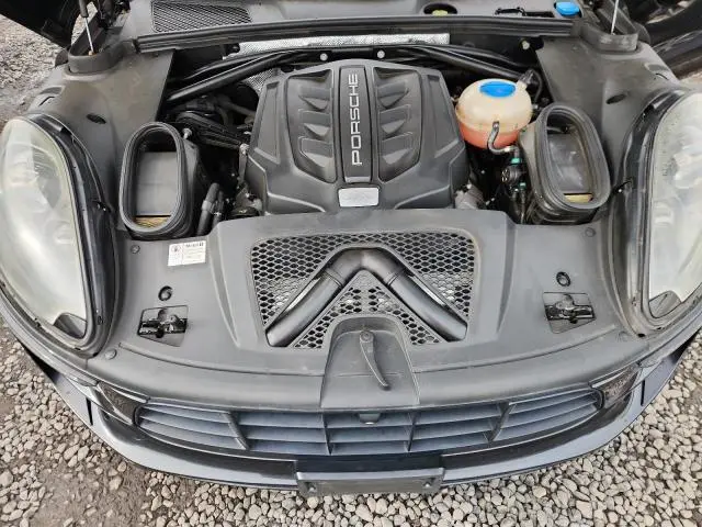 2017 PORSCHE MACAN GTS  