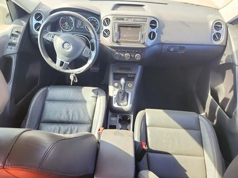 2017 VOLKSWAGEN TIGUAN SPORT  