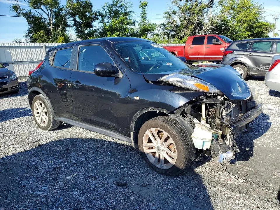 2013 NISSAN JUKE S  