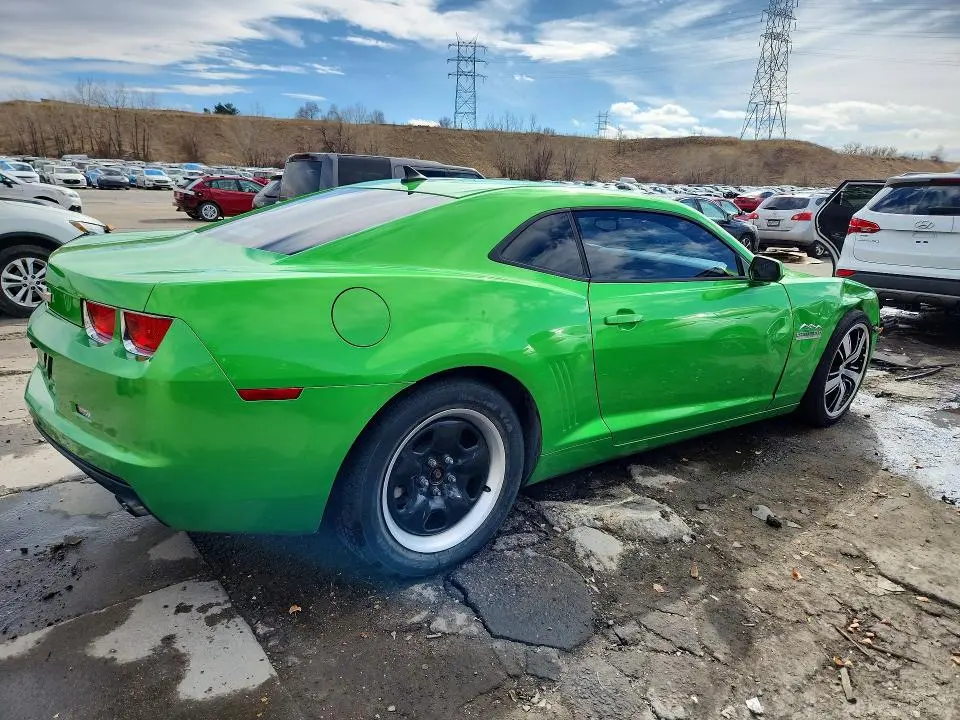 2011 CHEVROLET CAMARO LS  