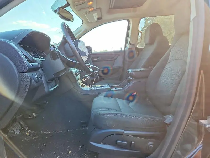2013 GMC ACADIA SLE  