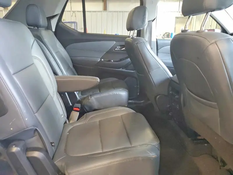 2020 CHEVROLET TRAVERSE LT  