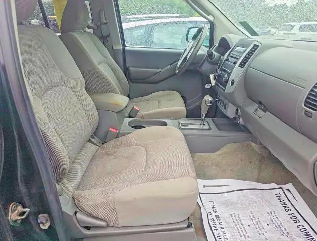 2011 NISSAN FRONTIER S  