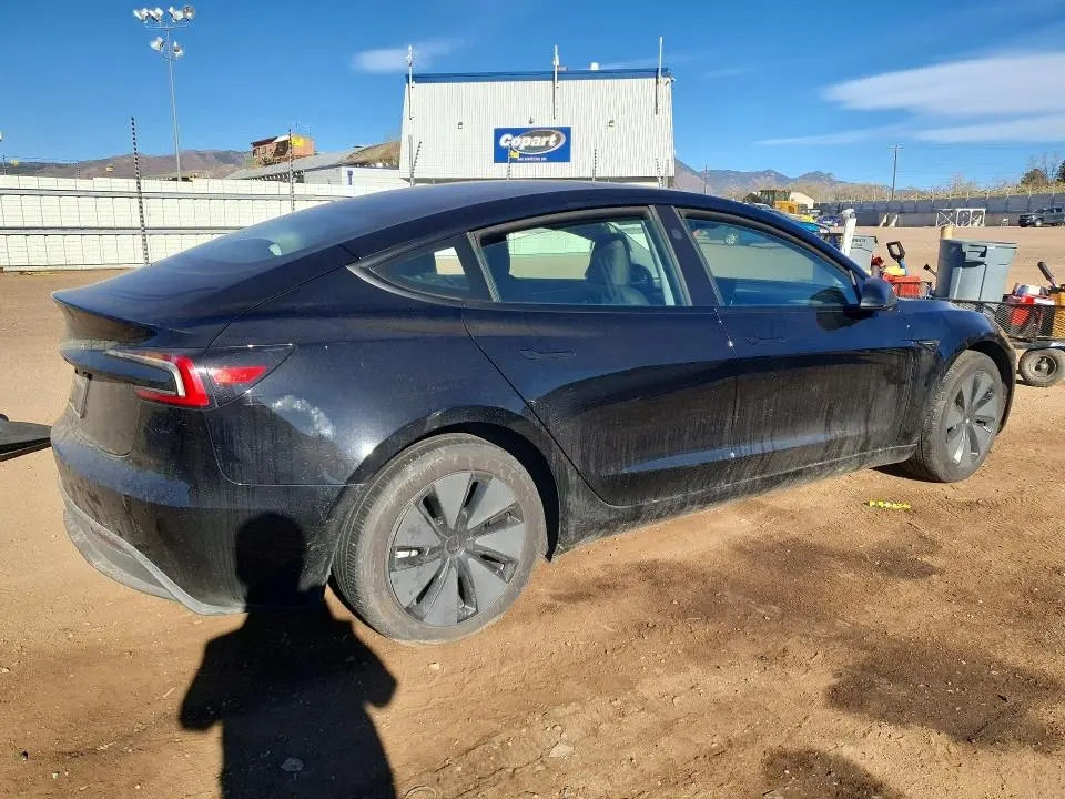 2025 TESLA MODEL 3   