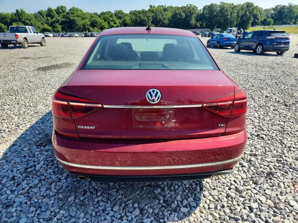 2017 VOLKSWAGEN PASSAT R-LINE  