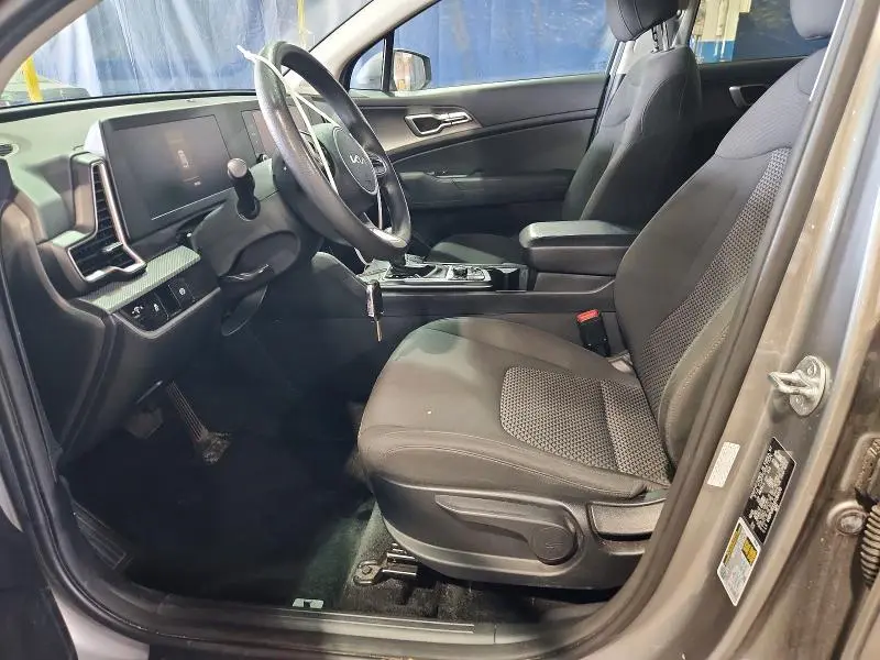 2024 KIA SPORTAGE LX  