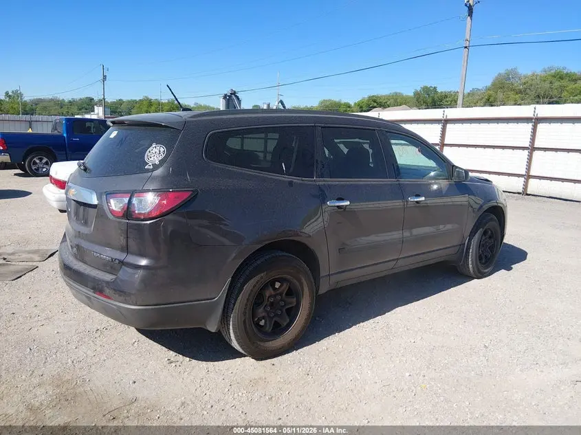 2015 CHEVROLET TRAVERSE LS