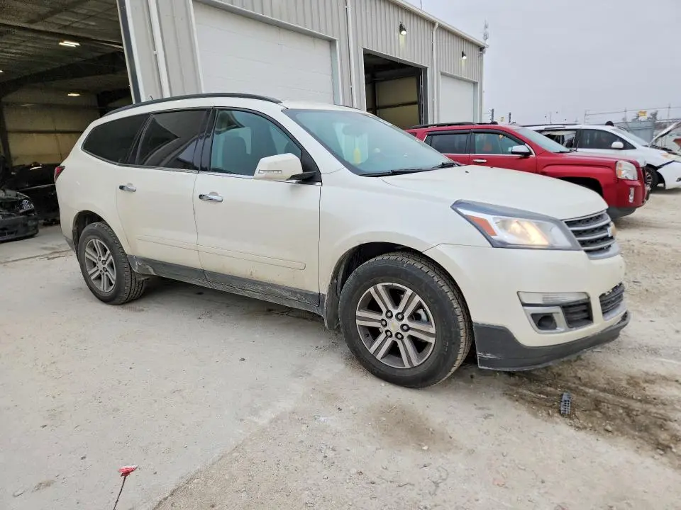 2015 CHEVROLET TRAVERSE LT  