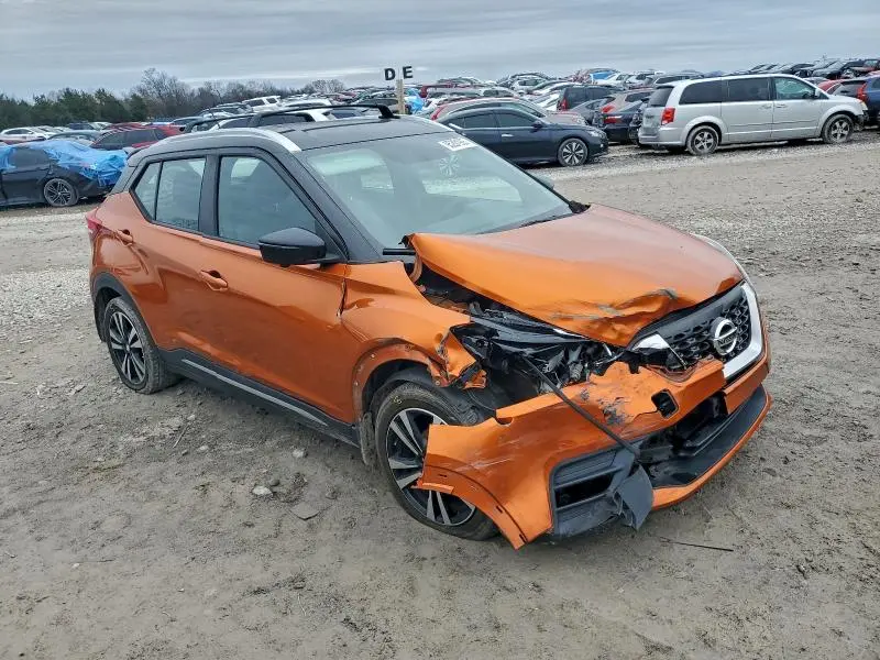 2018 NISSAN KICKS S  