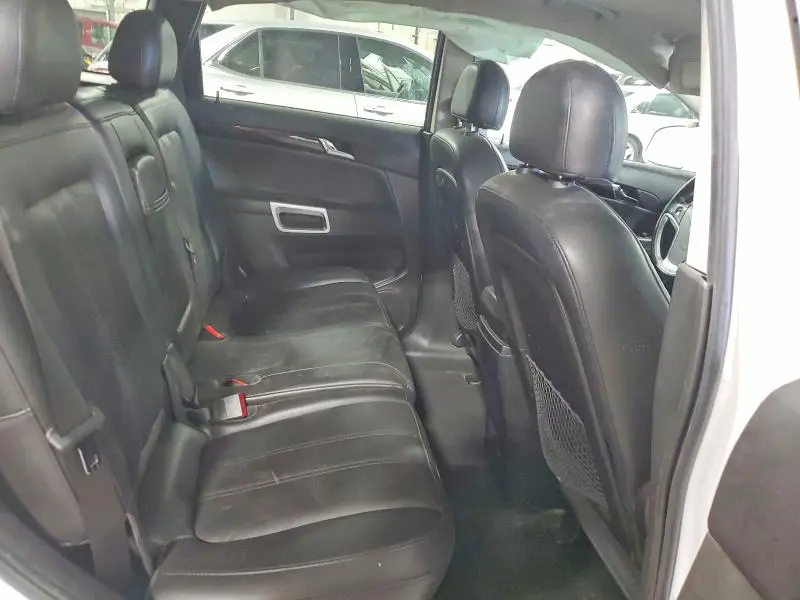 2014 CHEVROLET CAPTIVA LT  