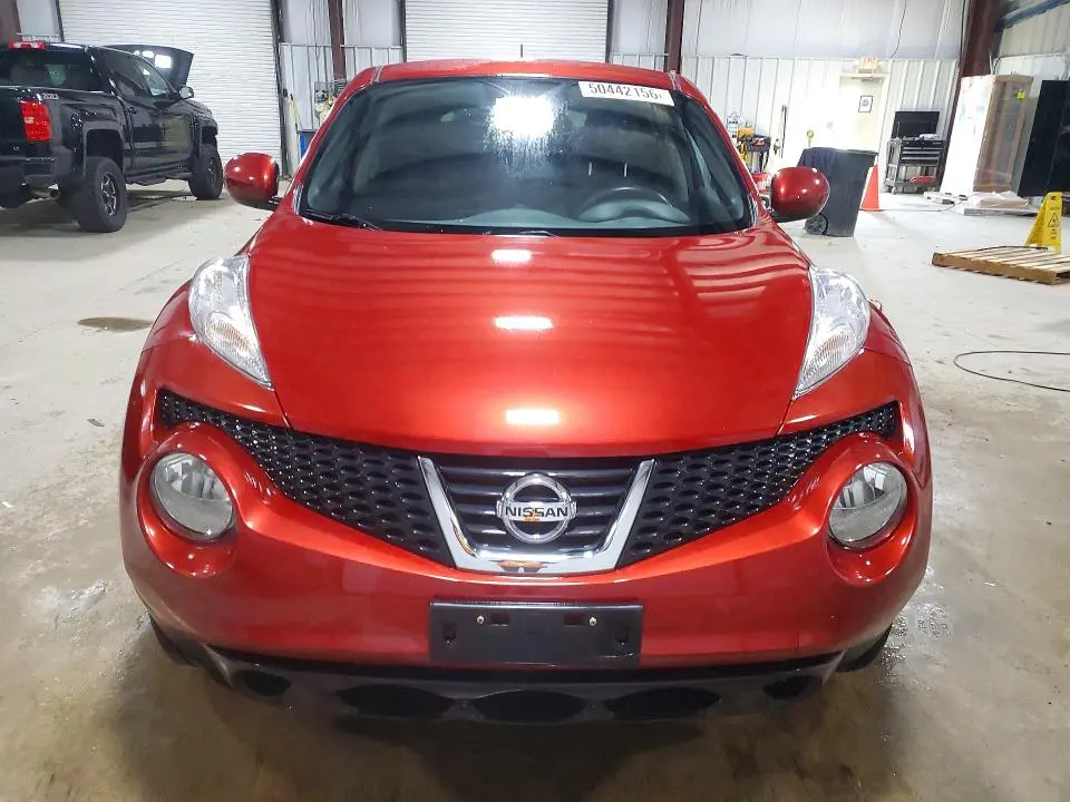 2014 NISSAN JUKE SV  
