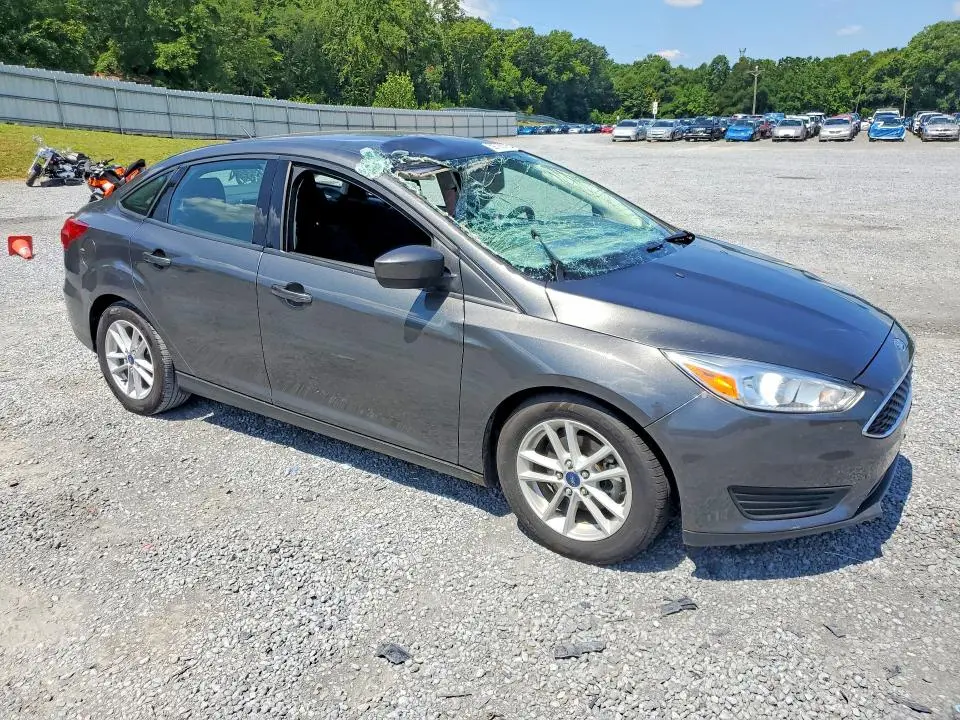 2018 FORD FOCUS SE  