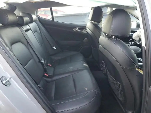 2022 KIA STINGER GT2  