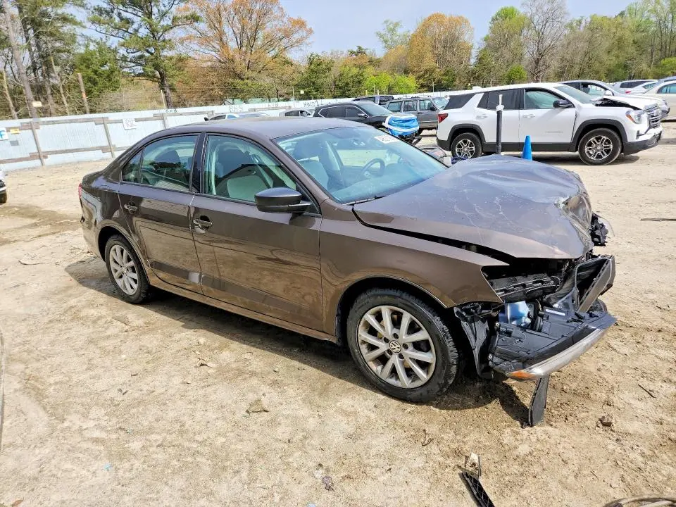 2015 VOLKSWAGEN JETTA SE  