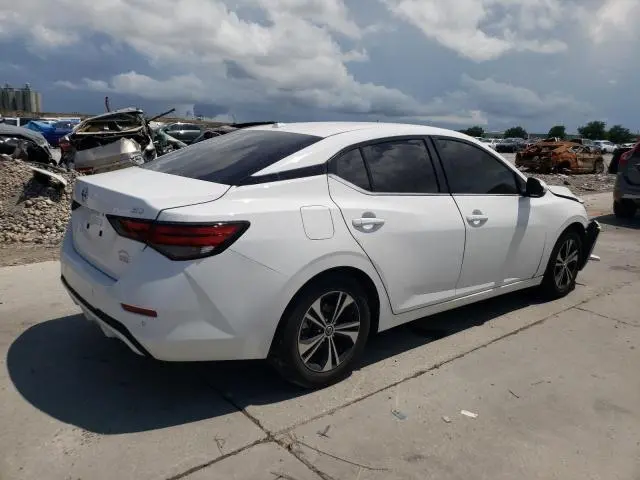 2022 NISSAN SENTRA SV  