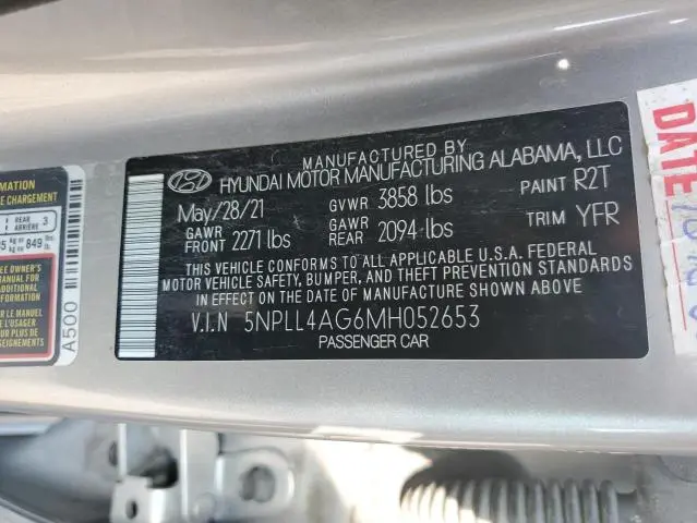 2021 HYUNDAI ELANTRA SE  