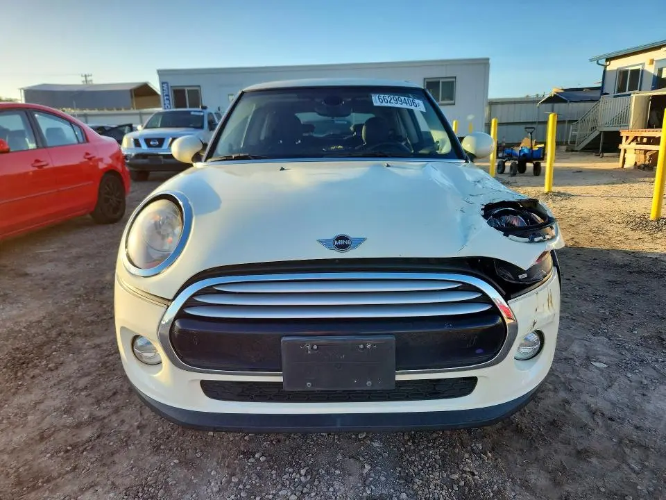 2015 MINI COOPER   