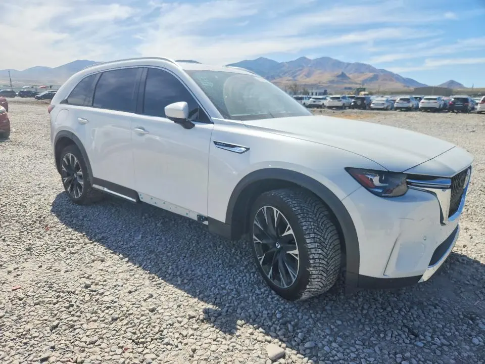 2025 MAZDA CX-90 PREMIUM PLUS  