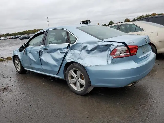 2012 VOLKSWAGEN PASSAT SE