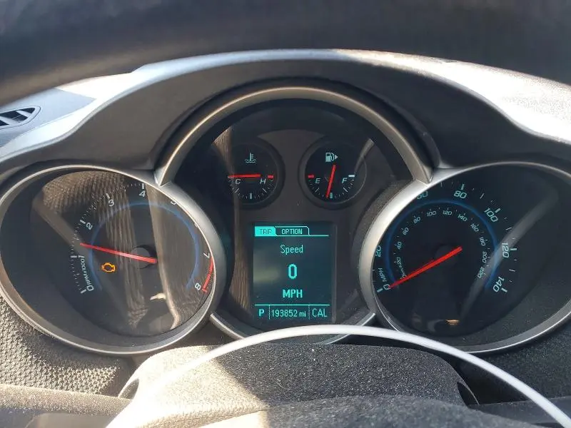 2015 CHEVROLET CRUZE LT  