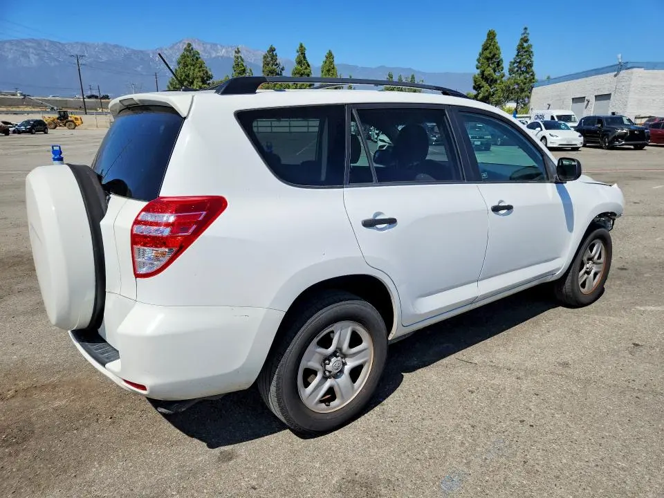 2011 TOYOTA RAV4 BASE  