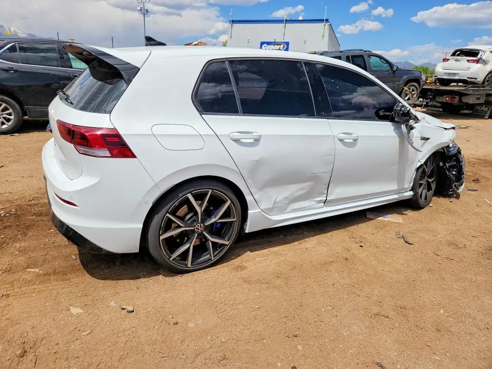 2024 VOLKSWAGEN GOLF R   