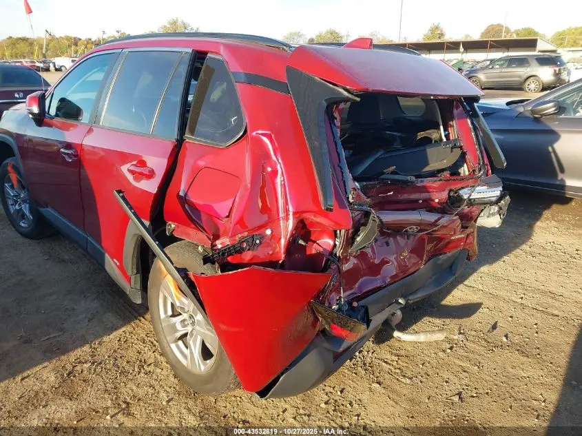 2022 TOYOTA RAV4 HYBRID XLE