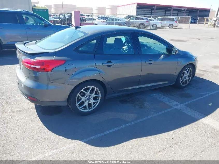 2015 FORD FOCUS SE