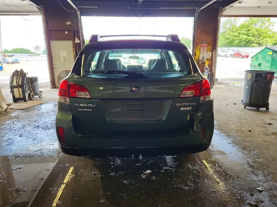 2013 SUBARU OUTBACK 2.5I  