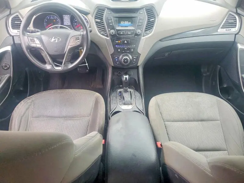 2016 HYUNDAI SANTA FE SE  