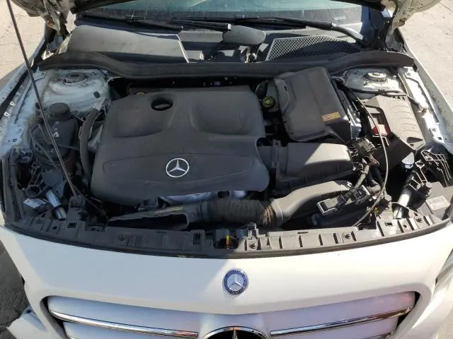 2016 MERCEDES-BENZ GLA 250 4MATIC  
