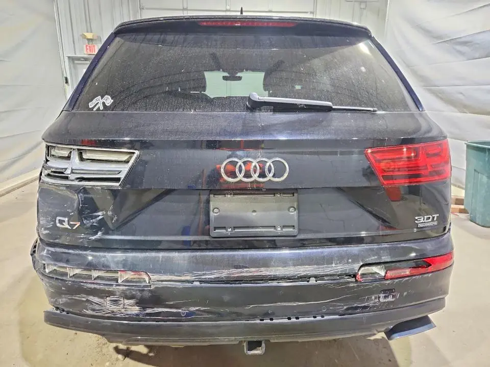 2017 AUDI Q7 PRESTIGE  