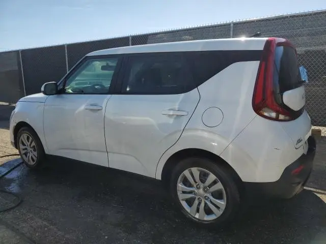 2022 KIA SOUL LX  