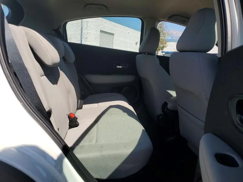 2022 HONDA HR-V LX  