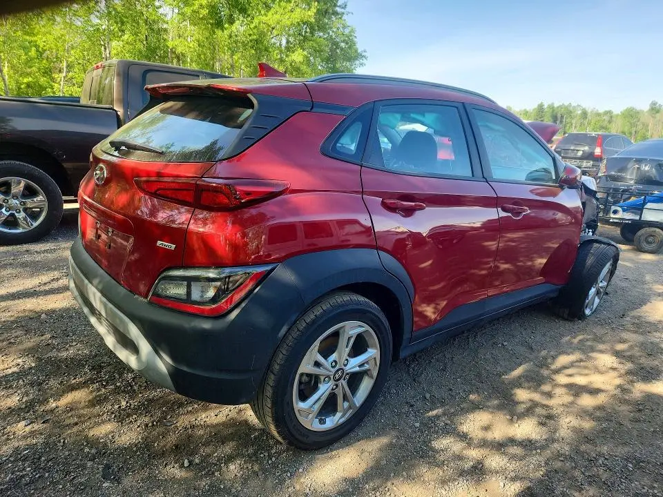 2023 HYUNDAI KONA SE  