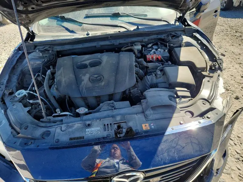 2015 MAZDA 3 TOURING  