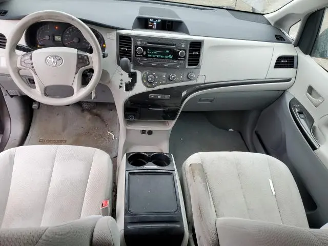 2012 TOYOTA SIENNA LE  