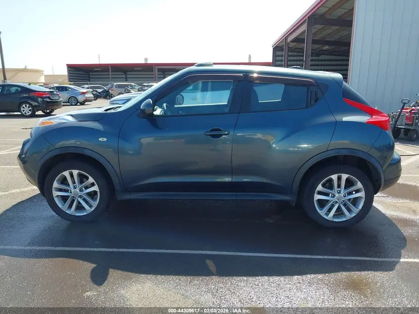 2012 NISSAN JUKE SL