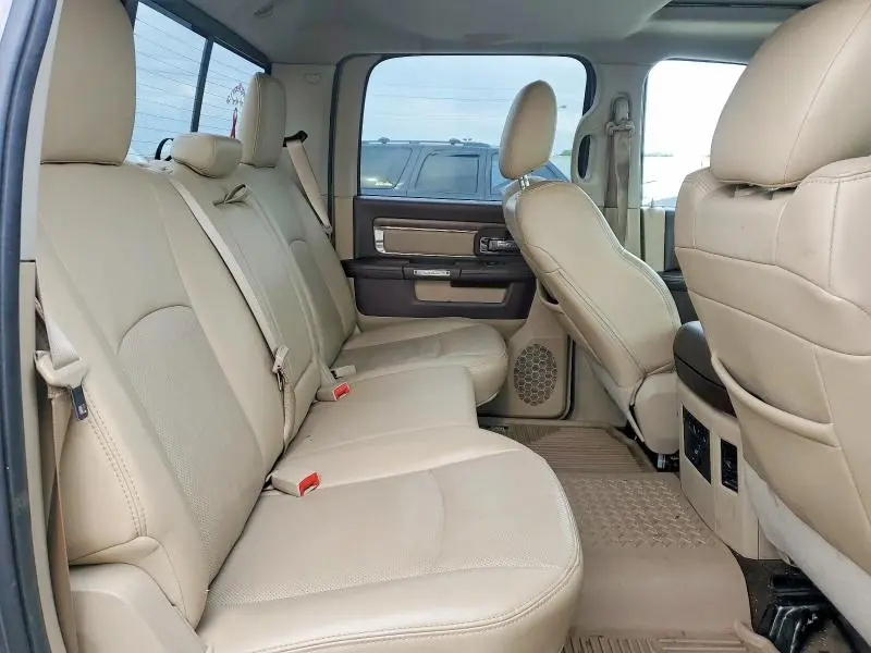 2016 RAM 1500 LARAMIE  